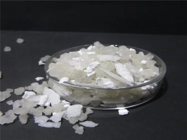 使用融雪劑廠家的產(chǎn)品有哪些建議